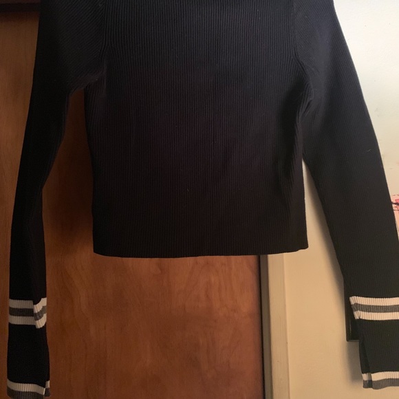 Zara high neck turtleneck - Picture 2 of 3